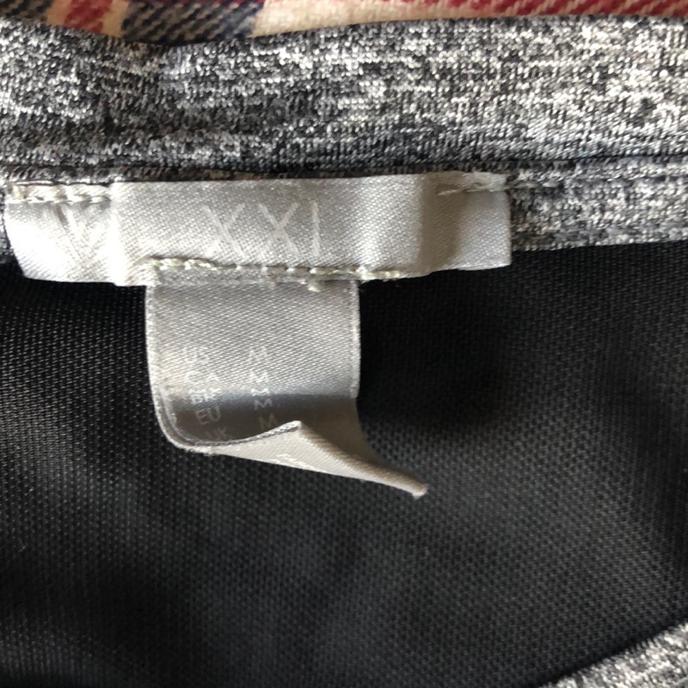 Workout shirt - Picture 3 of 5